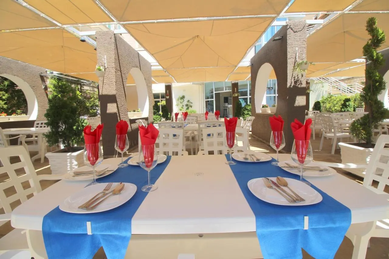 Portafortuna Apartments Sarande