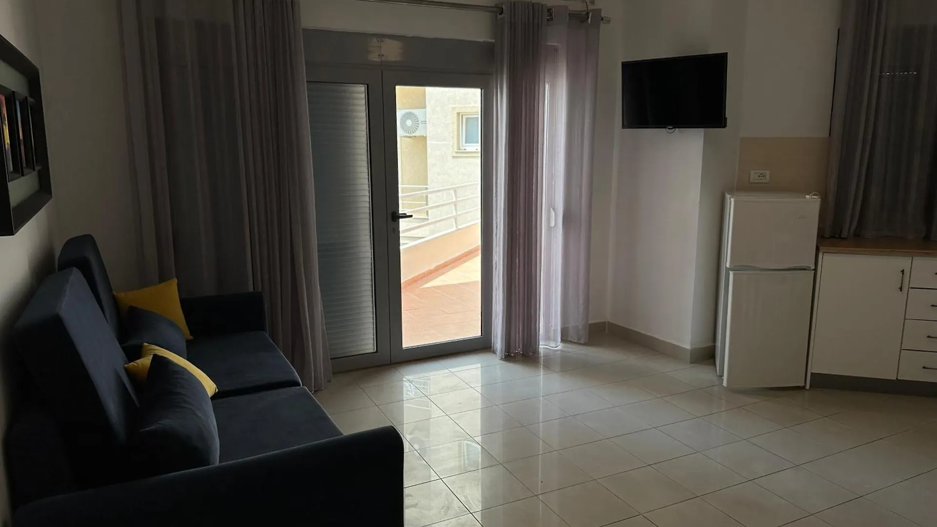 Portafortuna Apartments Sarande